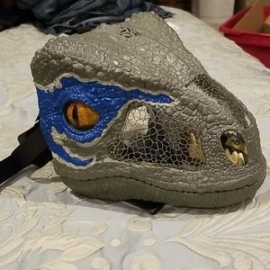 Jurassic World Blue Chomp and roar mask